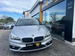 Cinzento Usado 2017 BMW 216 Active Tourer Advantage Monovolume | € 16.950 (Preço elevado)