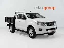 Branco Usado 2017 Nissan Navara Pickup | € 25.490 (Preço justo)