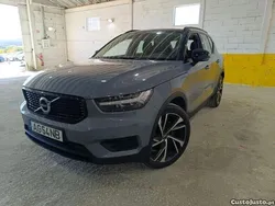 Cinza Usado 2021 Volvo XC40 R-Design SUV | € 30.700 (Preço justo)
