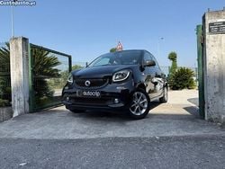 Preto Usado 2017 Smart ForFour Passion Citadino | € 11.390 (Preço justo)