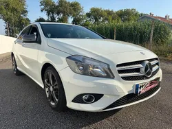 Branco Usado 2013 Mercedes A180 | € 12.900