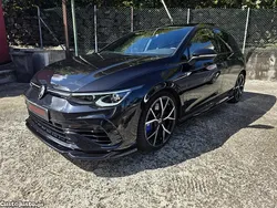 Preto Usado 2022 VW Golf VIII R Citadino | € 49.500