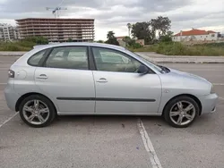 Usado 2008 Seat Ibiza Sedan | € 2.750 (Super Preço)