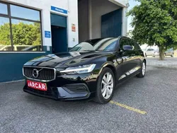 Preto Usado 2018 Volvo V60 Carrinha | € 24.900 (Preço justo)