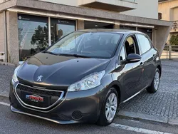 Usado 2013 Peugeot 208 Active Citadino | € 7.750 (Preço justo)