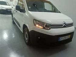 Branco Usado 2019 Citroën Berlingo Comfort Monovolume | € 10.985 (Bom preço)