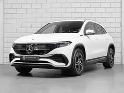 Branco Usado 2021 Mercedes EQA250 AMG line SUV | € 34.750 (Preço justo)