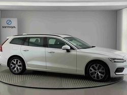 Branco Usado 2024 Volvo V60 Core Carrinha | € 43.490 (Preço justo)