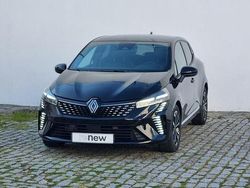 Preto Usado 2024 Renault Clio V Techno | € 18.900 (Preço justo)