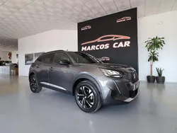 Cinzento Usado 2023 Peugeot 2008 Allure SUV | € 20.400 (Preço justo)