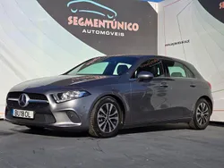 Cinza Usado 2020 Mercedes A180 Business | € 21.990 (Preço justo)