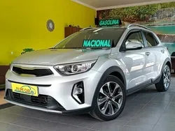 Cinza Usado 2021 Kia Stonic SUV | € 15.400 (Preço justo)