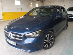 Azul Usado 2021 Mercedes B250e Style Monovolume | € 27.490