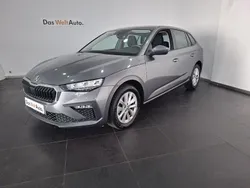 Cinza Usado 2024 Skoda Scala Citadino | € 21.090 (Preço justo)