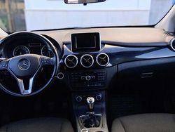 Usado 2014 Mercedes B180 Monovolume | € 13.500 (Preço justo)