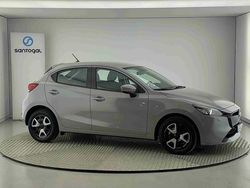 Cinzento Usado 2024 Mazda 2 Center-Line Citadino | € 19.990