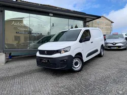 Branco Usado 2021 Peugeot Partner Monovolume | € 14.900 (Preço justo)