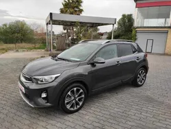 Cinzento Usado 2017 Kia Stonic SUV | € 17.950 (Caro)