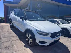 Branco Usado 2021 Volvo XC40 R-Design SUV | € 29.980 (Bom preço)