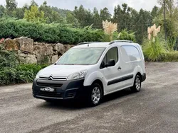 Branco Usado 2017 Citroën Berlingo Feel Monovolume | € 10.750 (Preço justo)