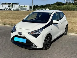 Branco Usado 2019 Toyota Aygo X-cite Citadino | € 9.750 (Preço justo)