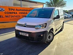 Branco Usado 2019 Citroën Berlingo Monovolume | € 13.950 (Preço elevado)