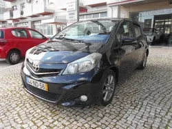 Preto Usado 2012 Toyota Yaris Sport Citadino | € 9.999 (Preço justo)