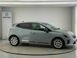 Cinzento Usado 2023 Renault Clio V Evolution Citadino | € 17.200 (Preço justo)