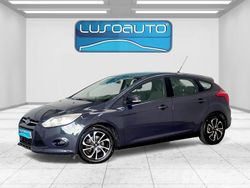 Cinza Usado 2013 Ford Focus Trend | € 9.900 (Preço justo)