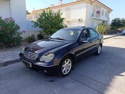 Azul Usado 2001 Mercedes C270 Sedan | € 4.000