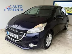 Azul Usado 2015 Peugeot 208 Access Citadino | € 8.600 (Preço justo)