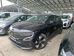 Preto Usado 2022 Renault Mégane Equilibre SUV | € 21.987 (Preço justo)