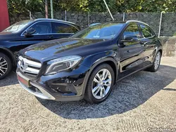 Preto Usado 2016 Mercedes GLA180 Urban SUV | € 19.500 (Preço elevado)