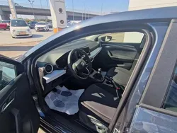 Cinza Usado 2025 Seat Ibiza Style | € 19.800 (Preço justo)