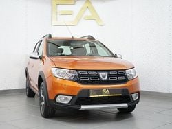 Laranja Usado 2018 Dacia Sandero Celebration SUV | € 11.480 (Bom preço)
