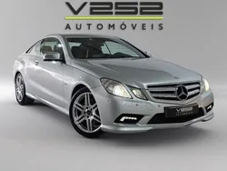 Cinza Usado 2012 Mercedes E220 AMG line Coupé | € 16.950