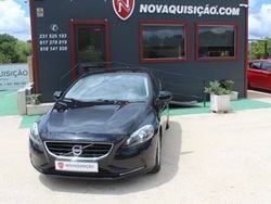Preto Usado 2014 Volvo V40 Momentum Carrinha | € 13.200 (Preço justo)