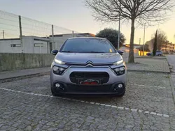 Cinzento Usado 2021 Citroën C3 PureTech Citadino | € 14.250 (Preço justo)