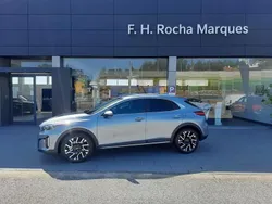 Cinza Novo 2025 Kia XCeed SUV | € 31.500 (Preço elevado)