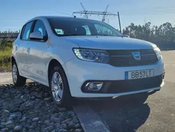 Branco Usado 2017 Dacia Sandero Comfort Citadino | € 8.500 (Bom preço)
