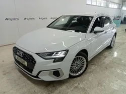 Branco Usado 2021 Audi A3 Sportback e-tron Sedan | € 24.600 (Preço justo)