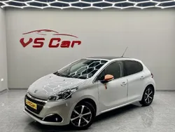 Branco Usado 2016 Peugeot 208 Roland Garros Citadino | € 12.500 (Preço justo)