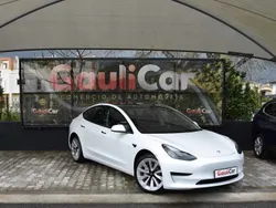 Branco Usado 2022 Tesla Model 3 Sedan | € 29.890 (Bom preço)