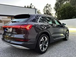 Usado 2019 Audi e-tron SUV | € 28.750 (Preço justo)