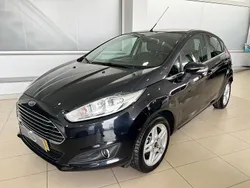 Preto Usado 2015 Ford Fiesta Titanium Citadino | € 8.990 (Preço justo)