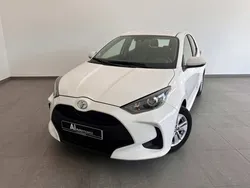 Br antártid 040 Usado 2023 Toyota Yaris Comfort | € 18.830 (Preço justo)