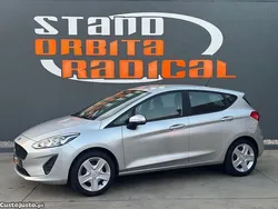 Cinza Usado 2018 Ford Fiesta Business Edition Citadino | € 10.750 (Preço justo)