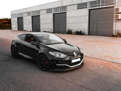 Preto Usado 2014 Renault Mégane Coupé R.S. Coupé | € 25.500