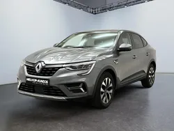 Cinza Usado 2023 Renault Arkana Evolution SUV | € 24.900 (Preço justo)