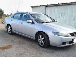Usado 2003 Honda Accord Sedan | € 4.000